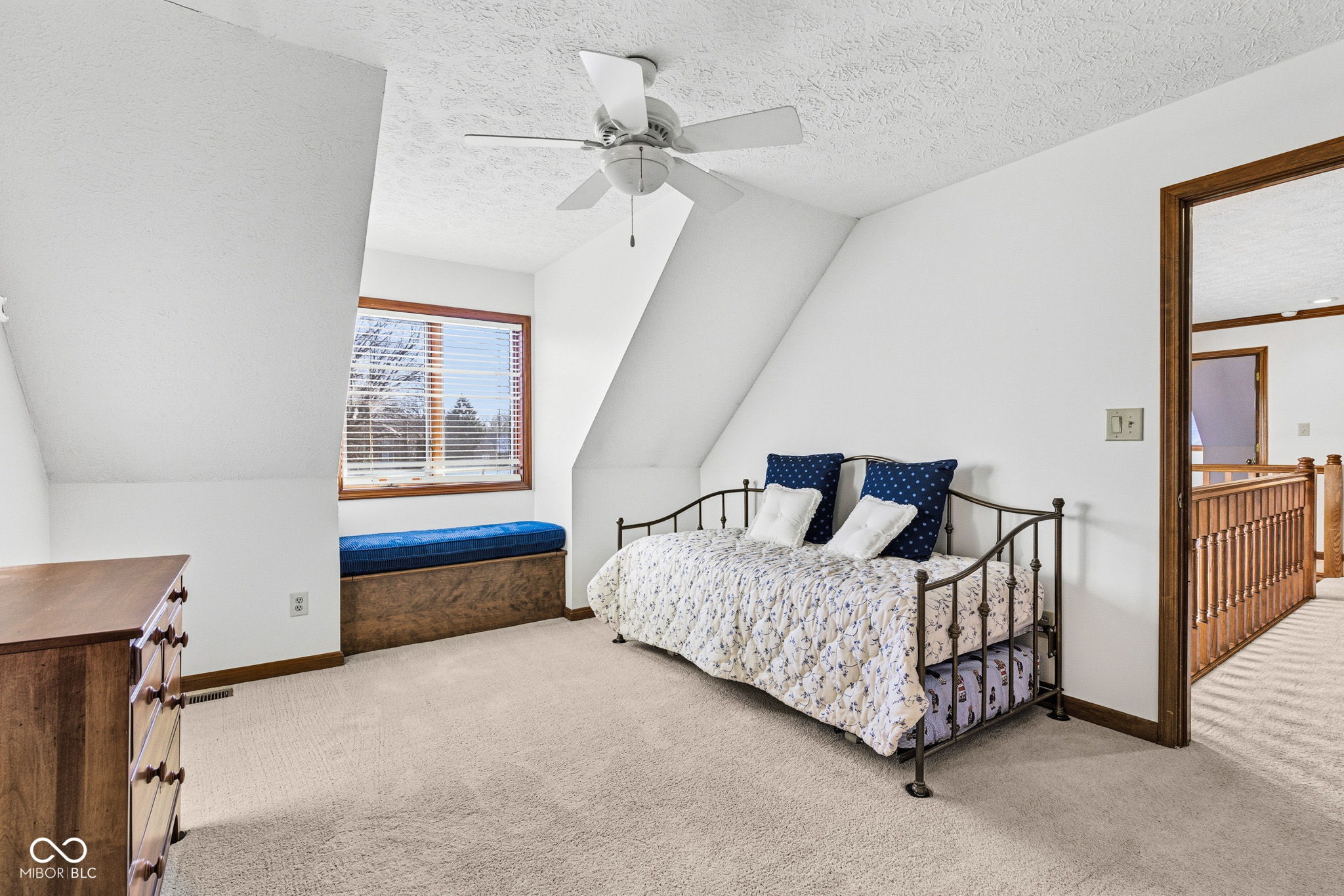 3240 Smokey Ridge Court