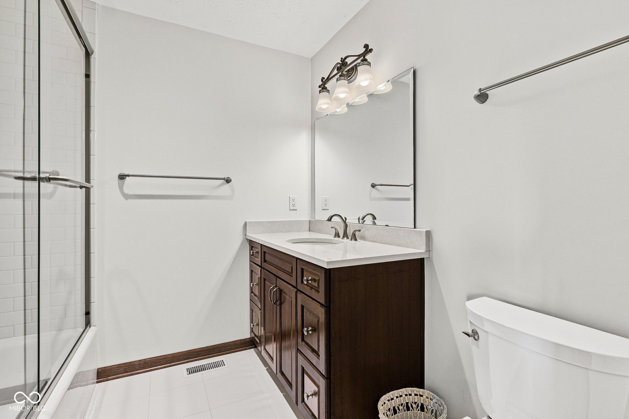 3240 Smokey Ridge Court