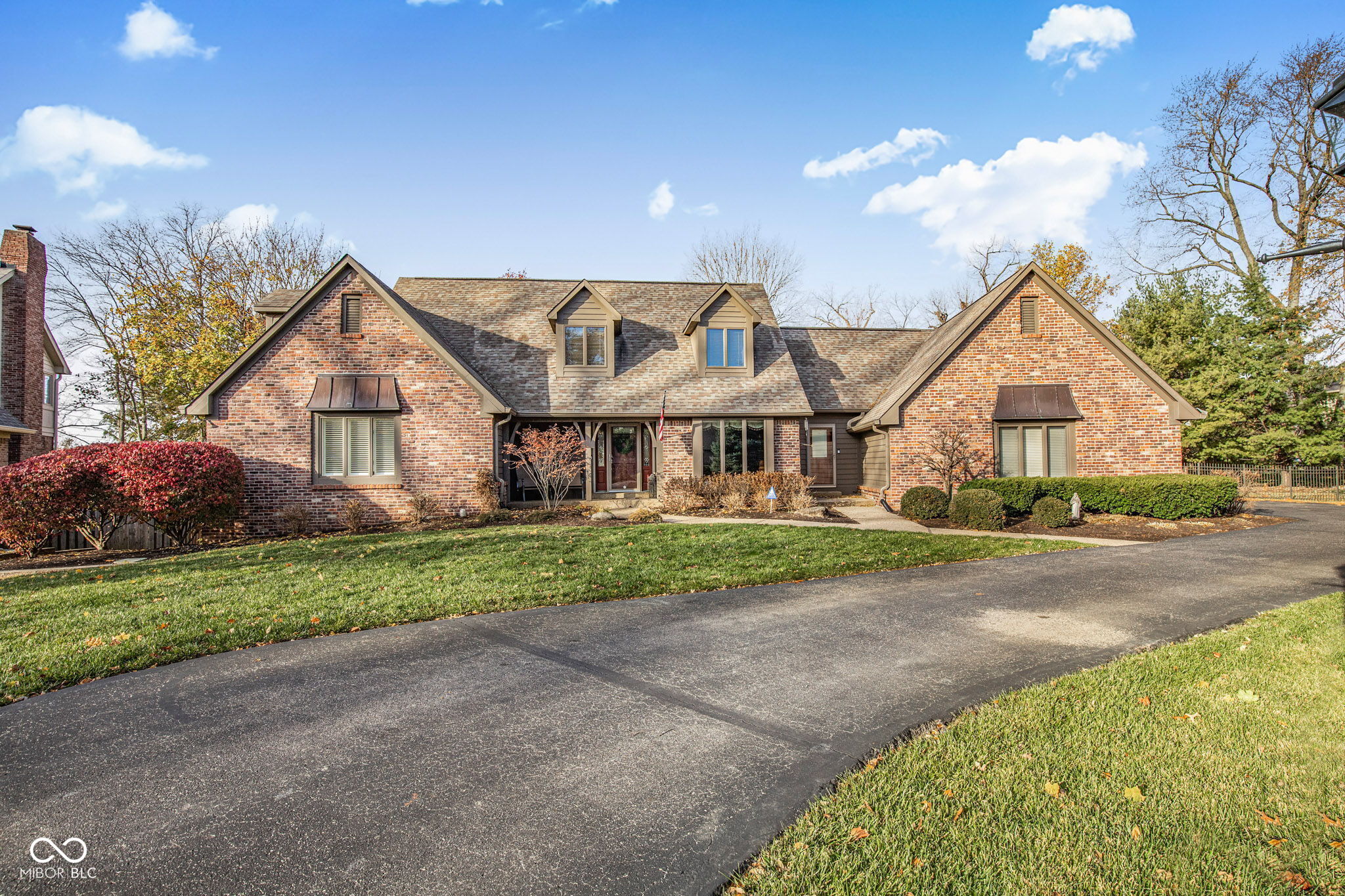 3240 Smokey Ridge Court