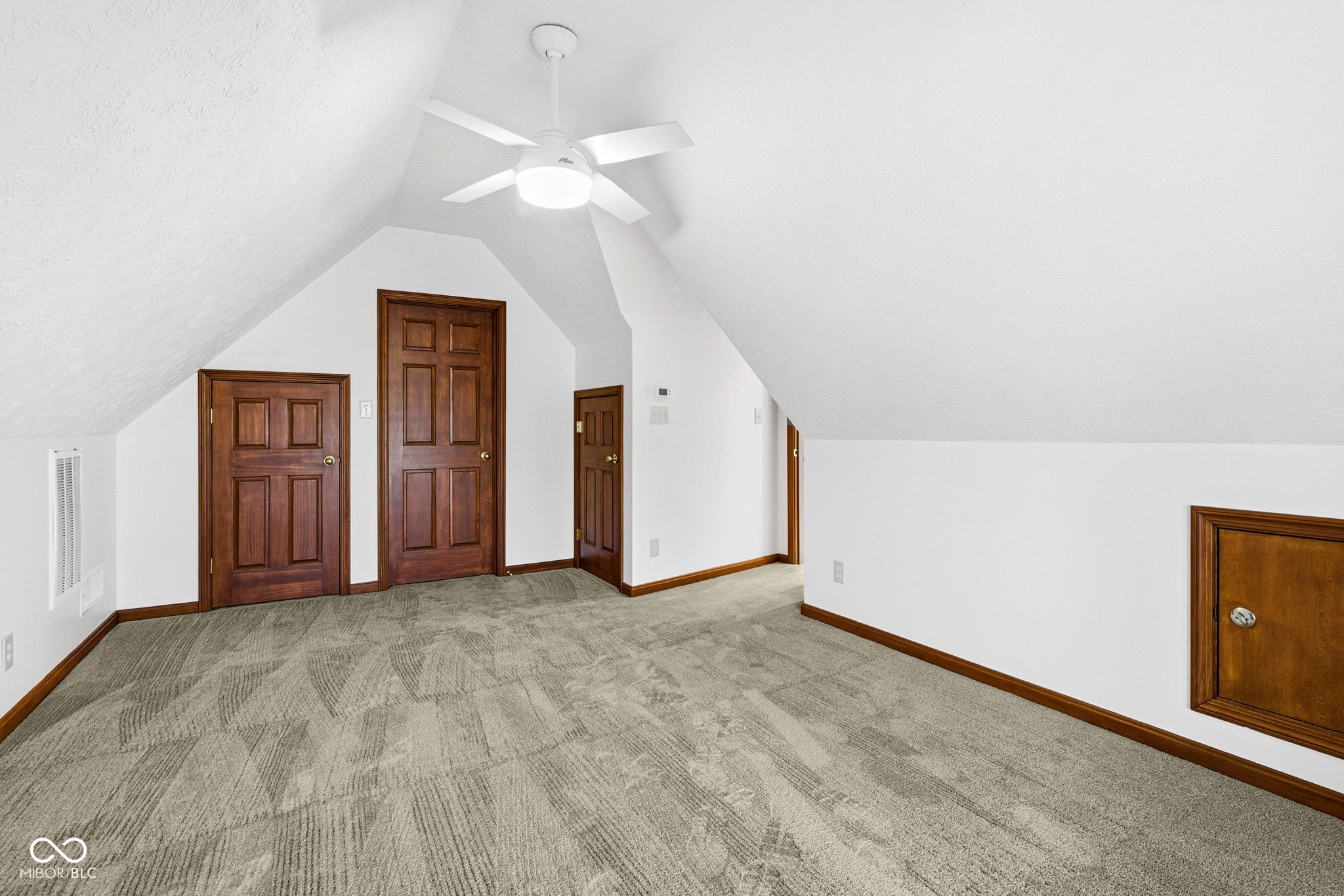 3240 Smokey Ridge Court