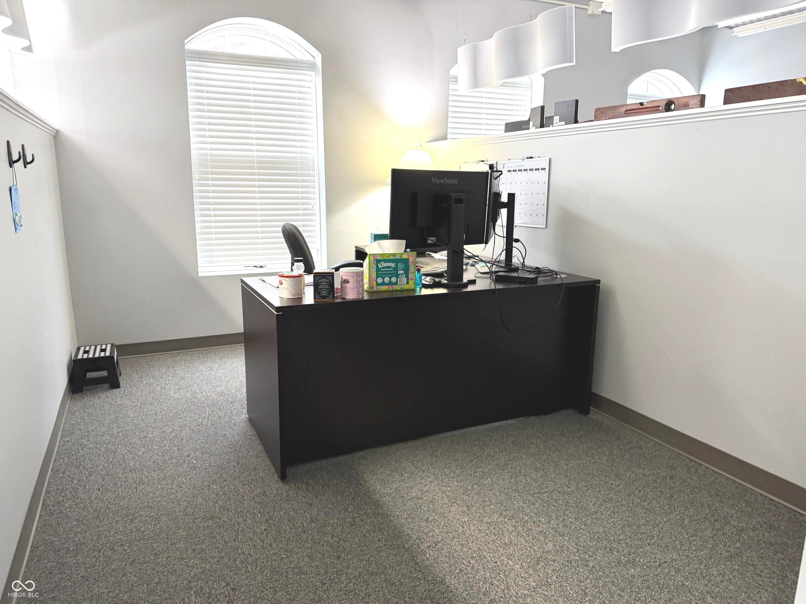 27 E Main Street Unit: 200