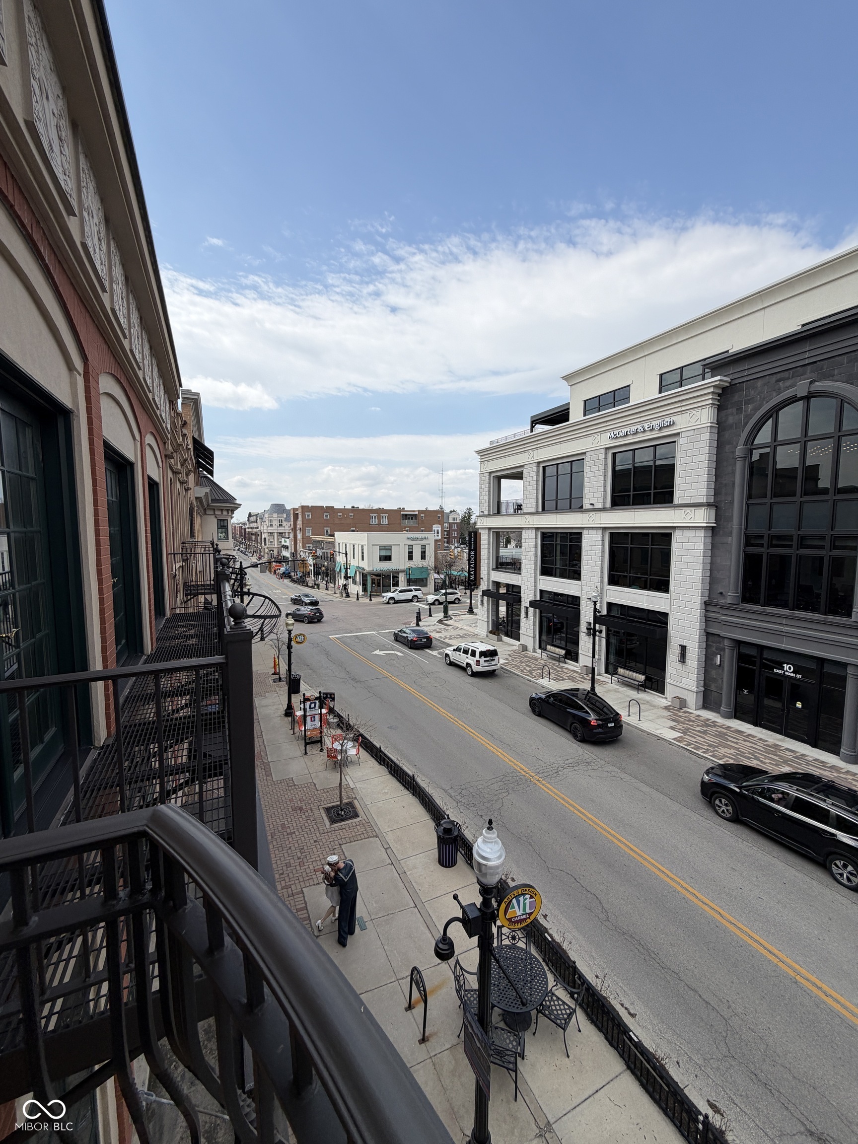 27 E Main Street Unit: 200