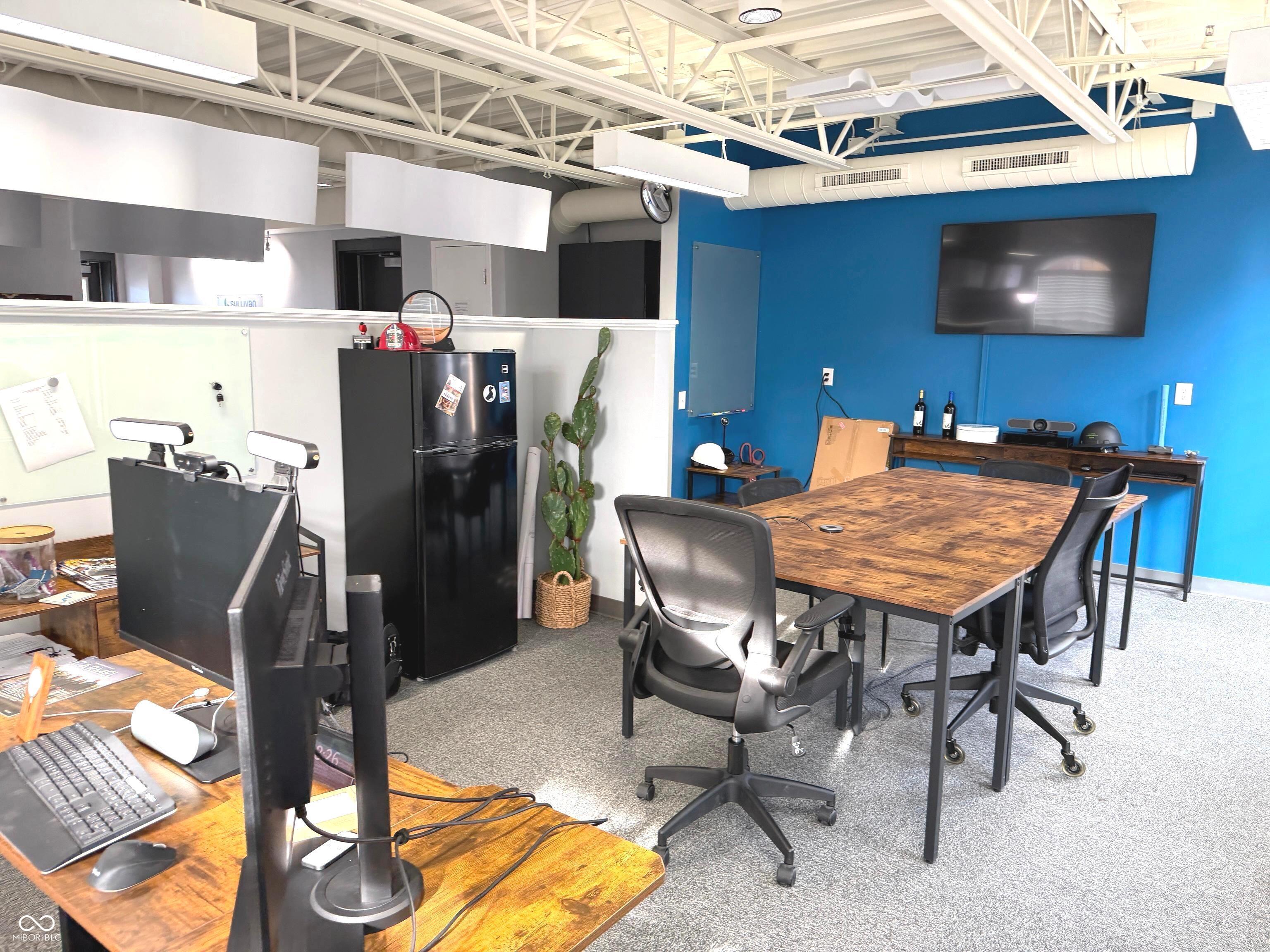 27 E Main Street Unit: 200