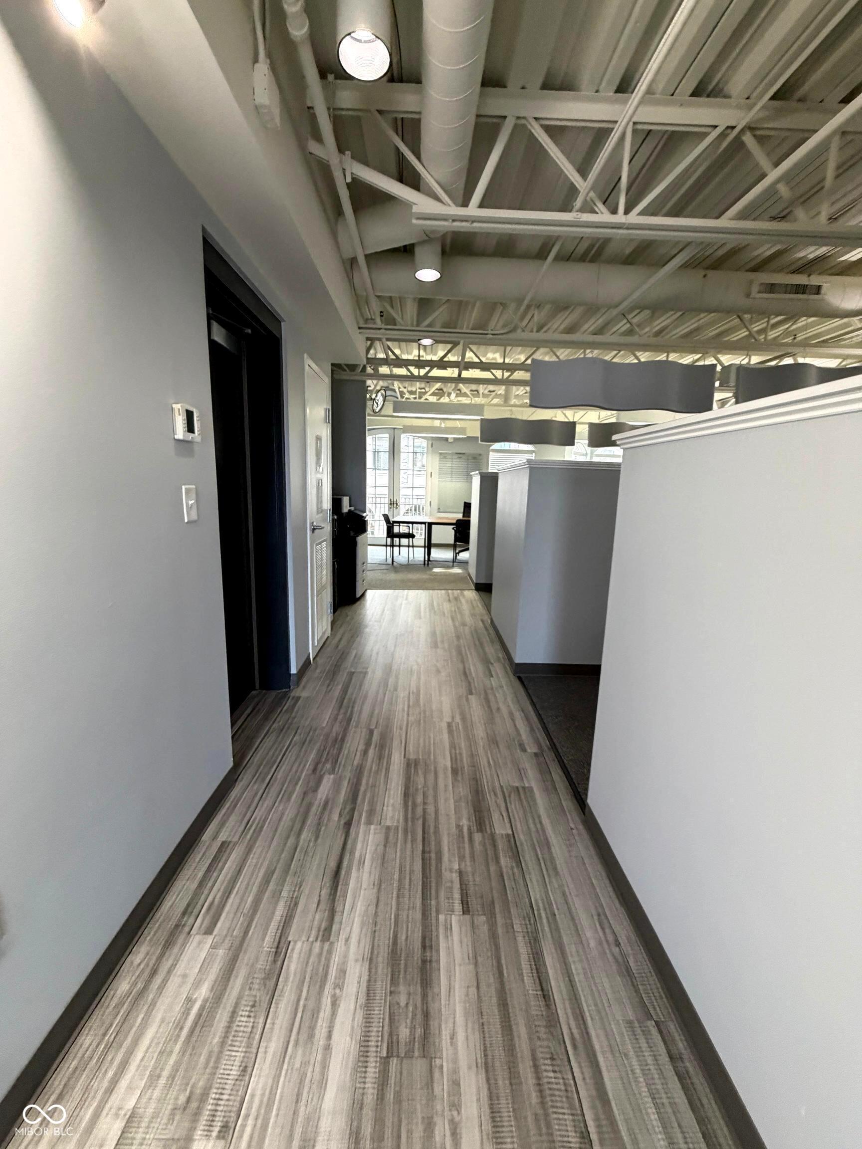 27 E Main Street Unit: 200
