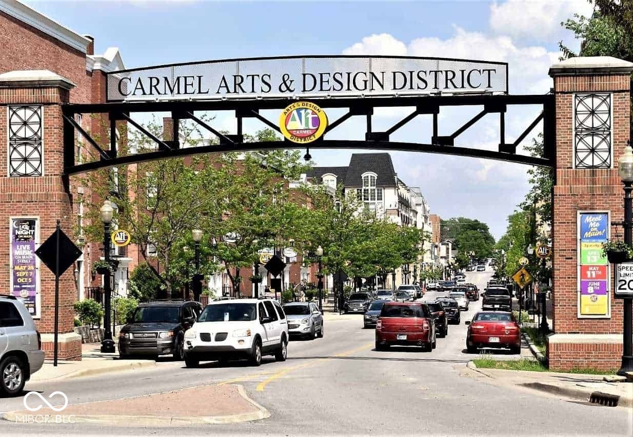 27 E Main Street Unit: 300