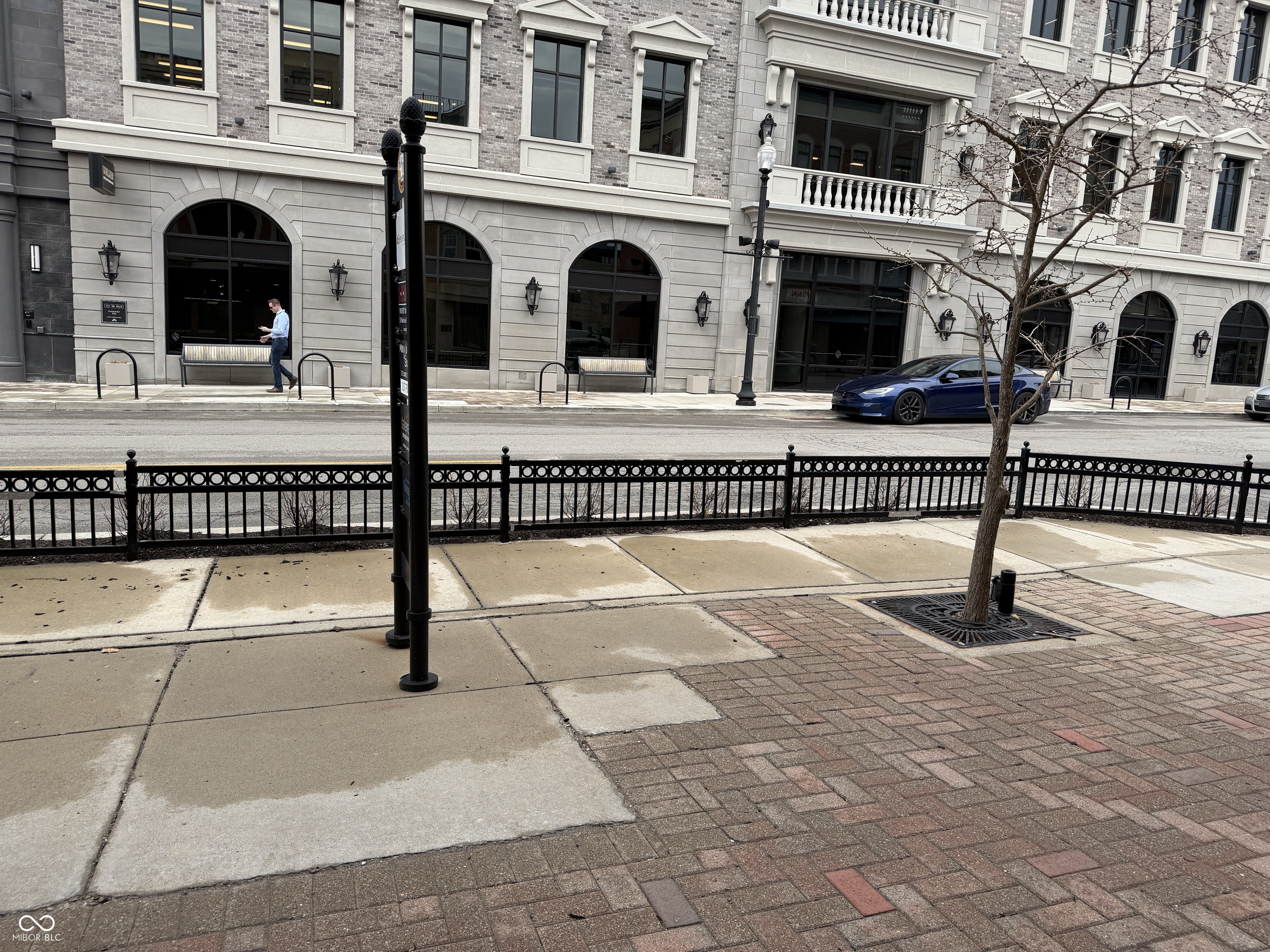 27 E Main Street Unit: 300