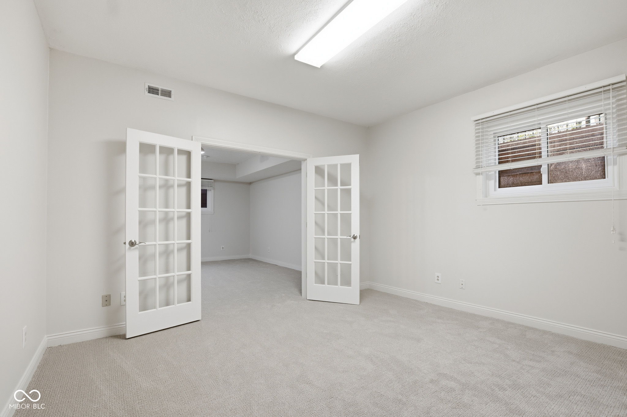 5418 Cayman Drive