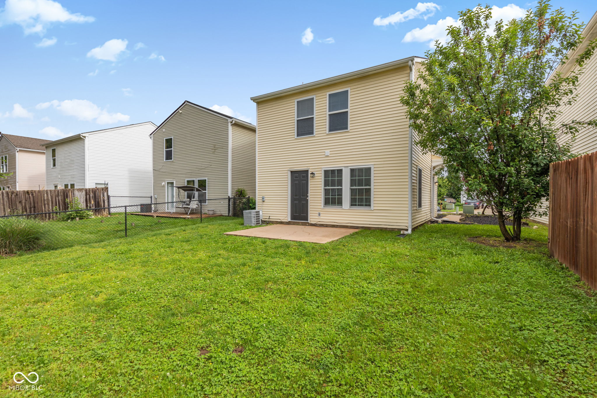 2433 Black Antler Court
