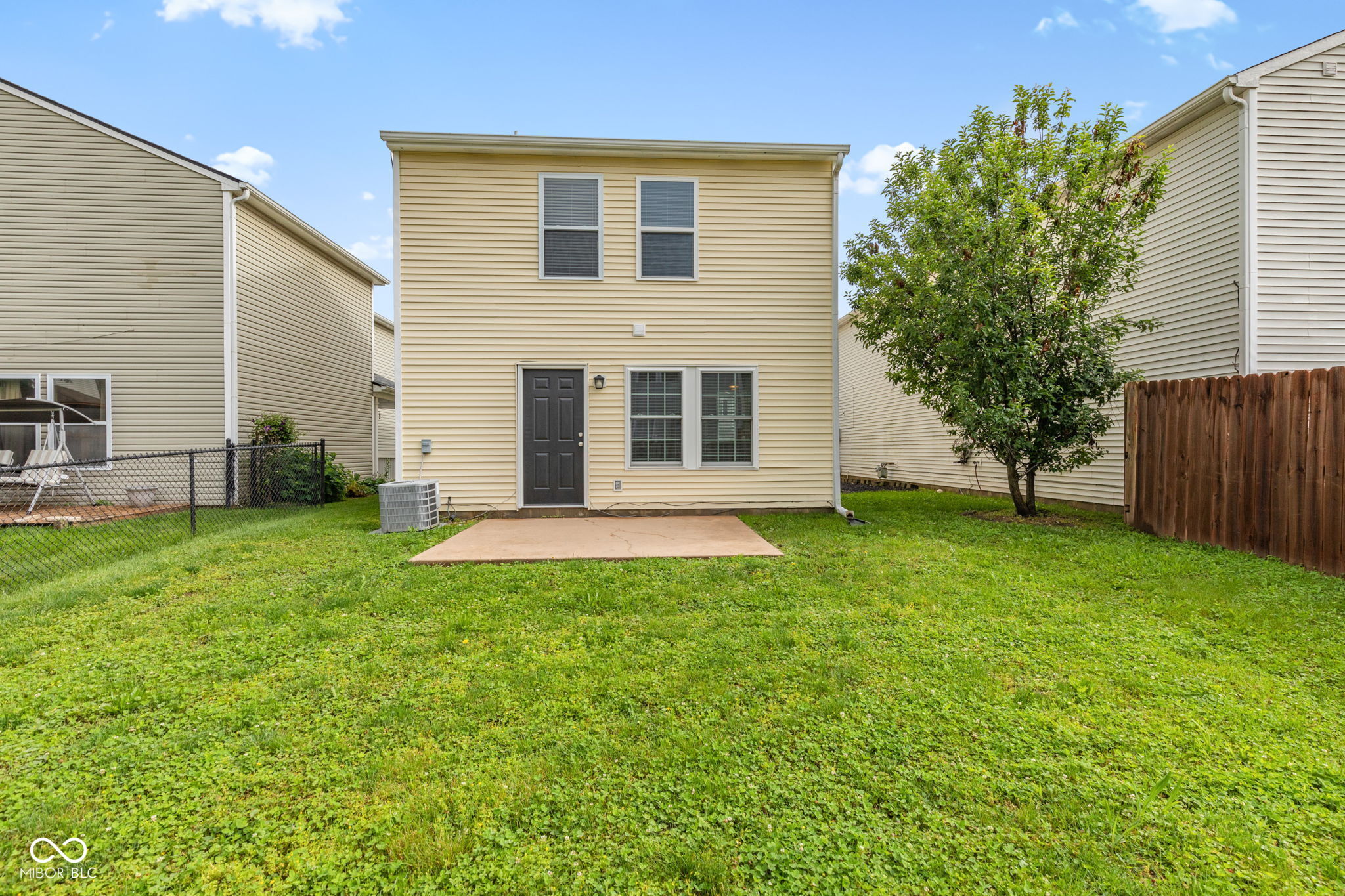 2433 Black Antler Court