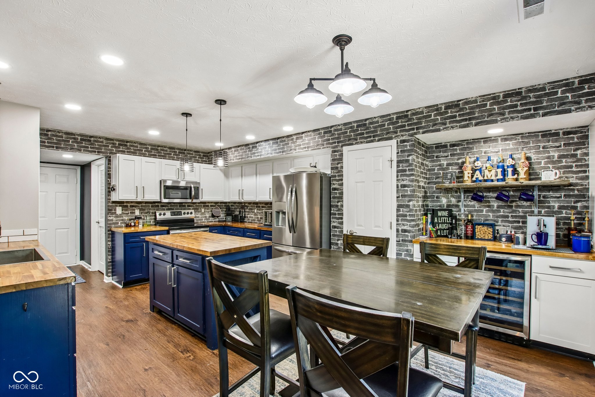 7147 Topp Creek Court