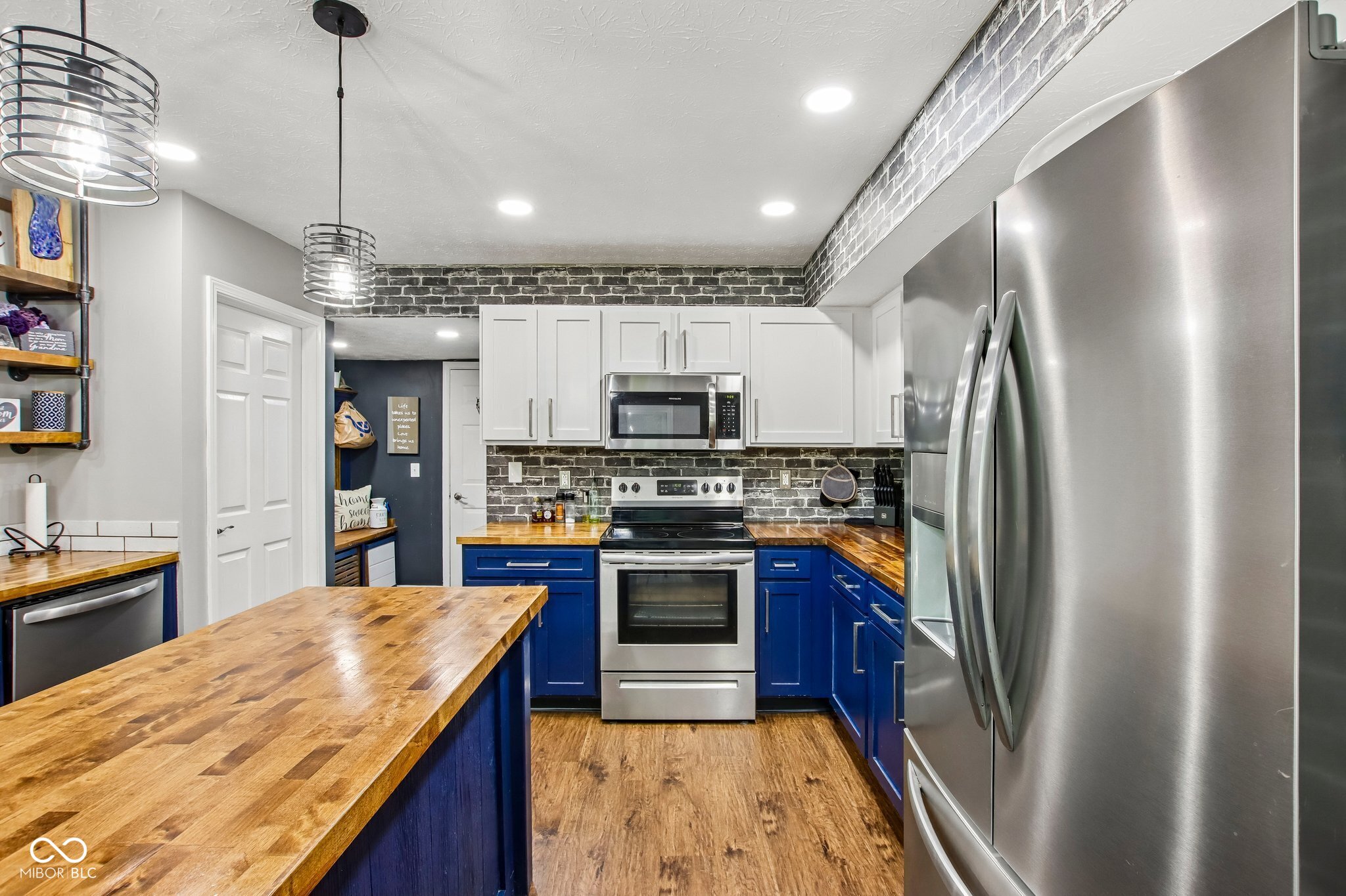 7147 Topp Creek Court
