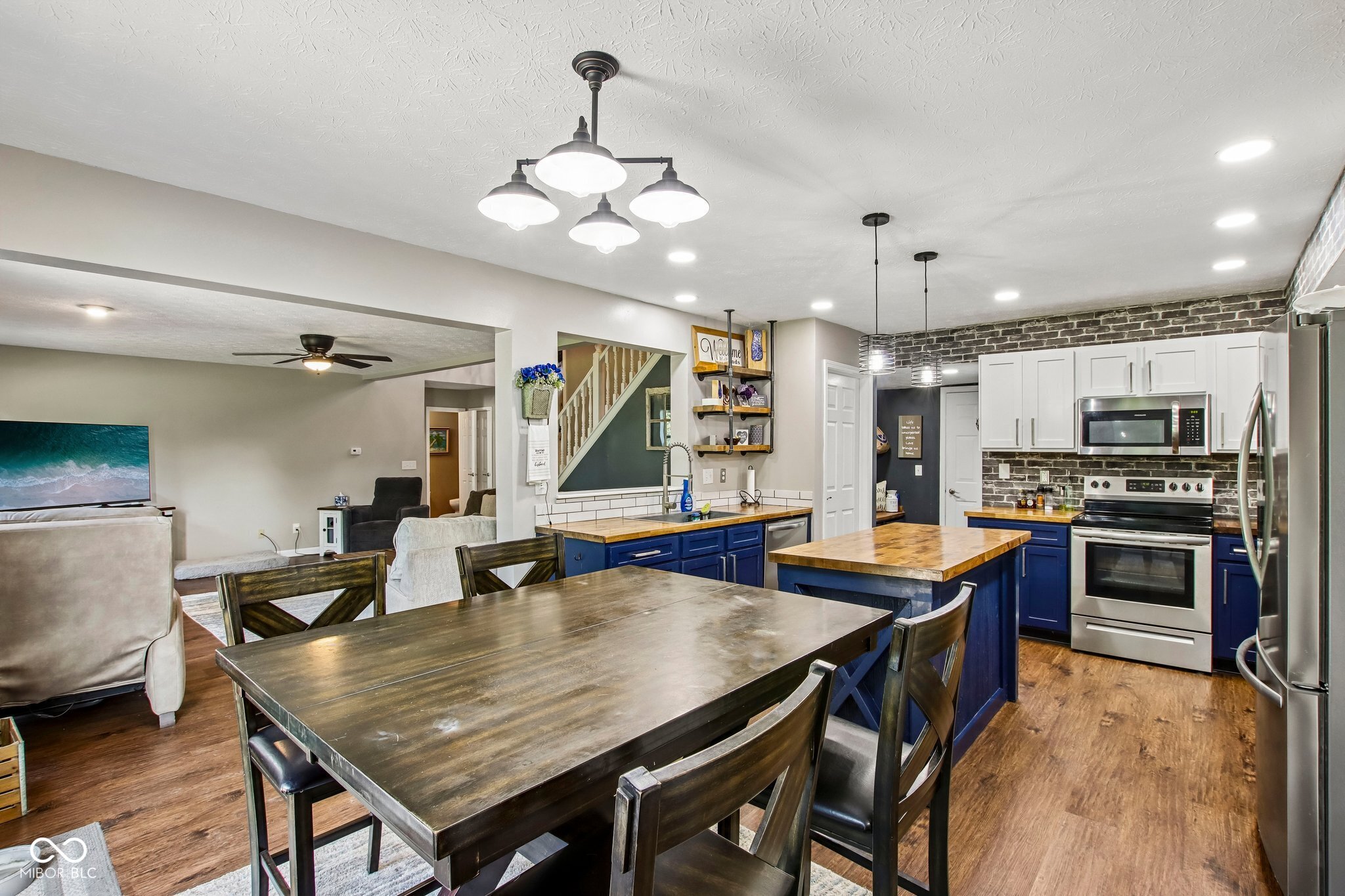 7147 Topp Creek Court