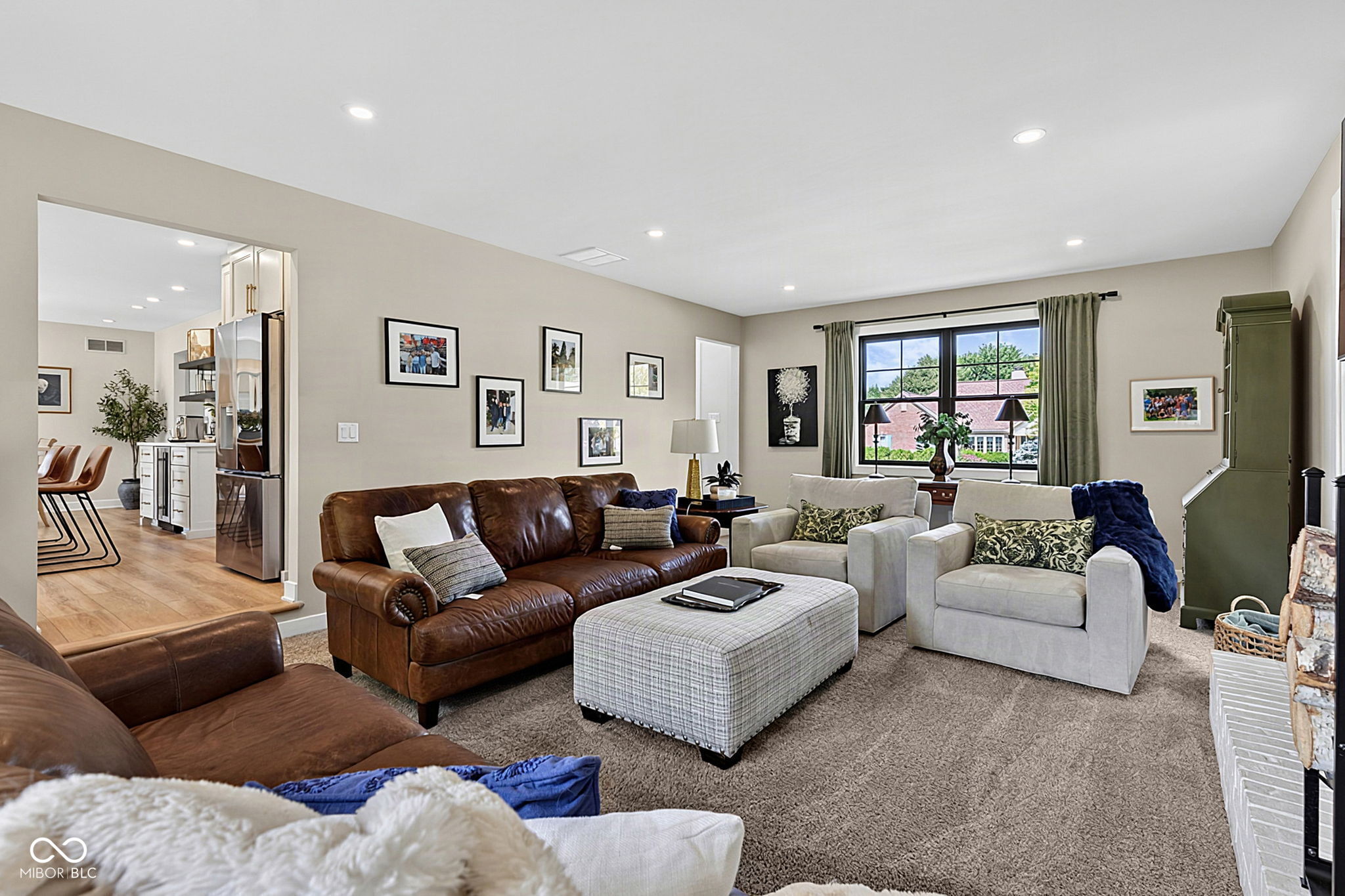 3209 Hazel Foster W