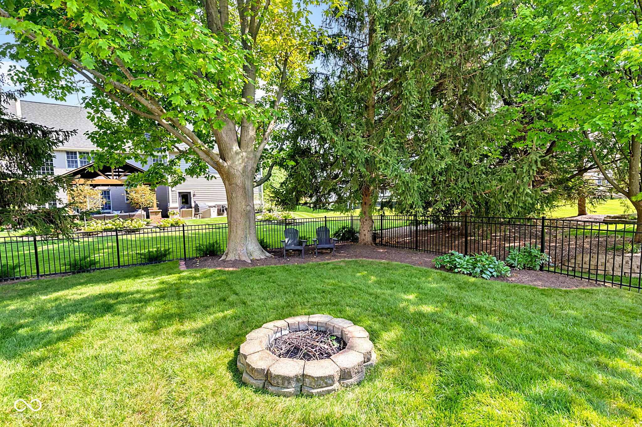 3209 Hazel Foster W