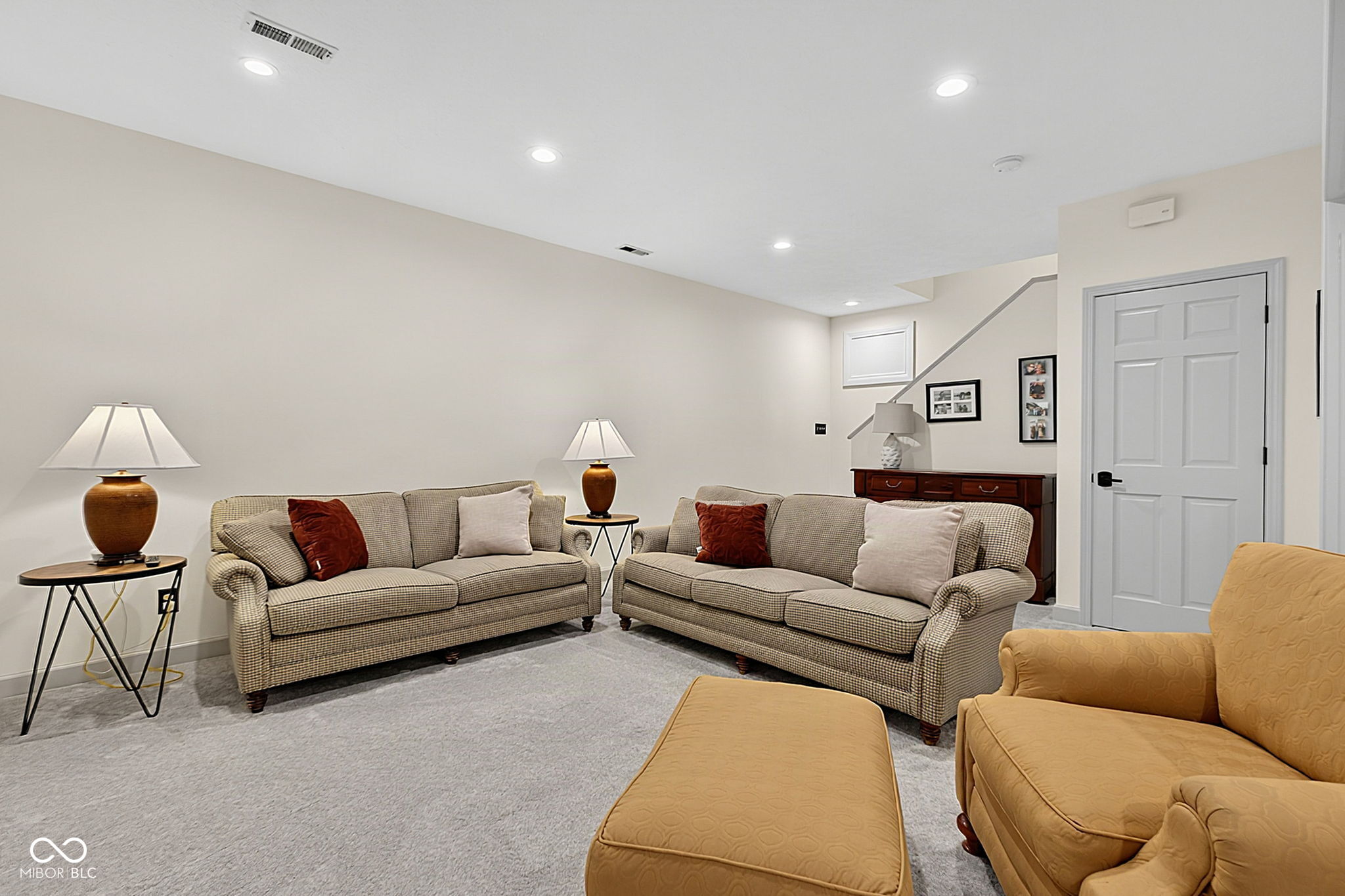 3209 Hazel Foster W