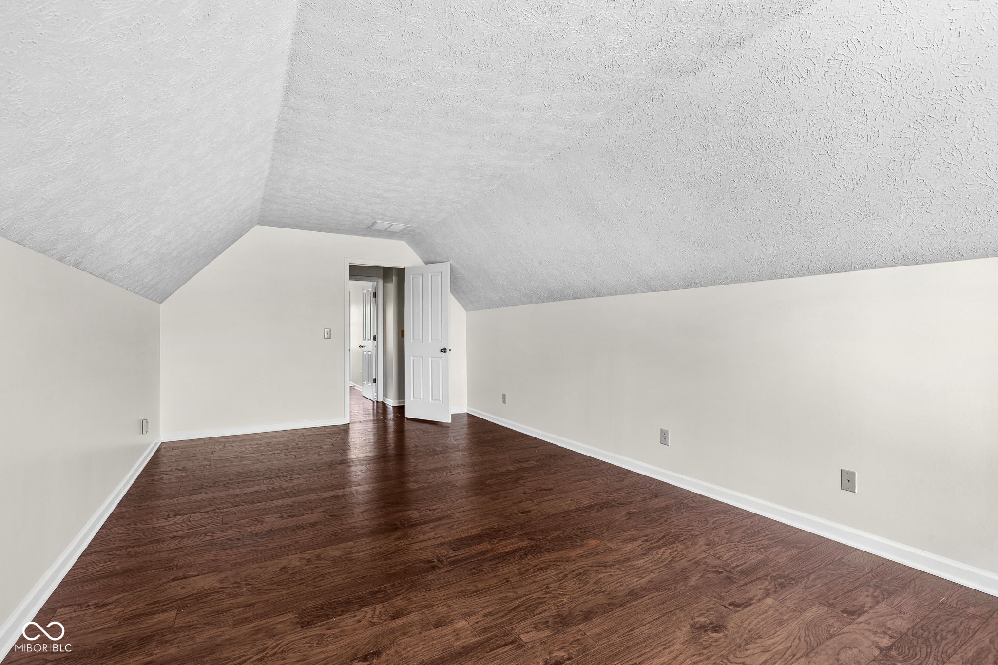 3795 Cole Court