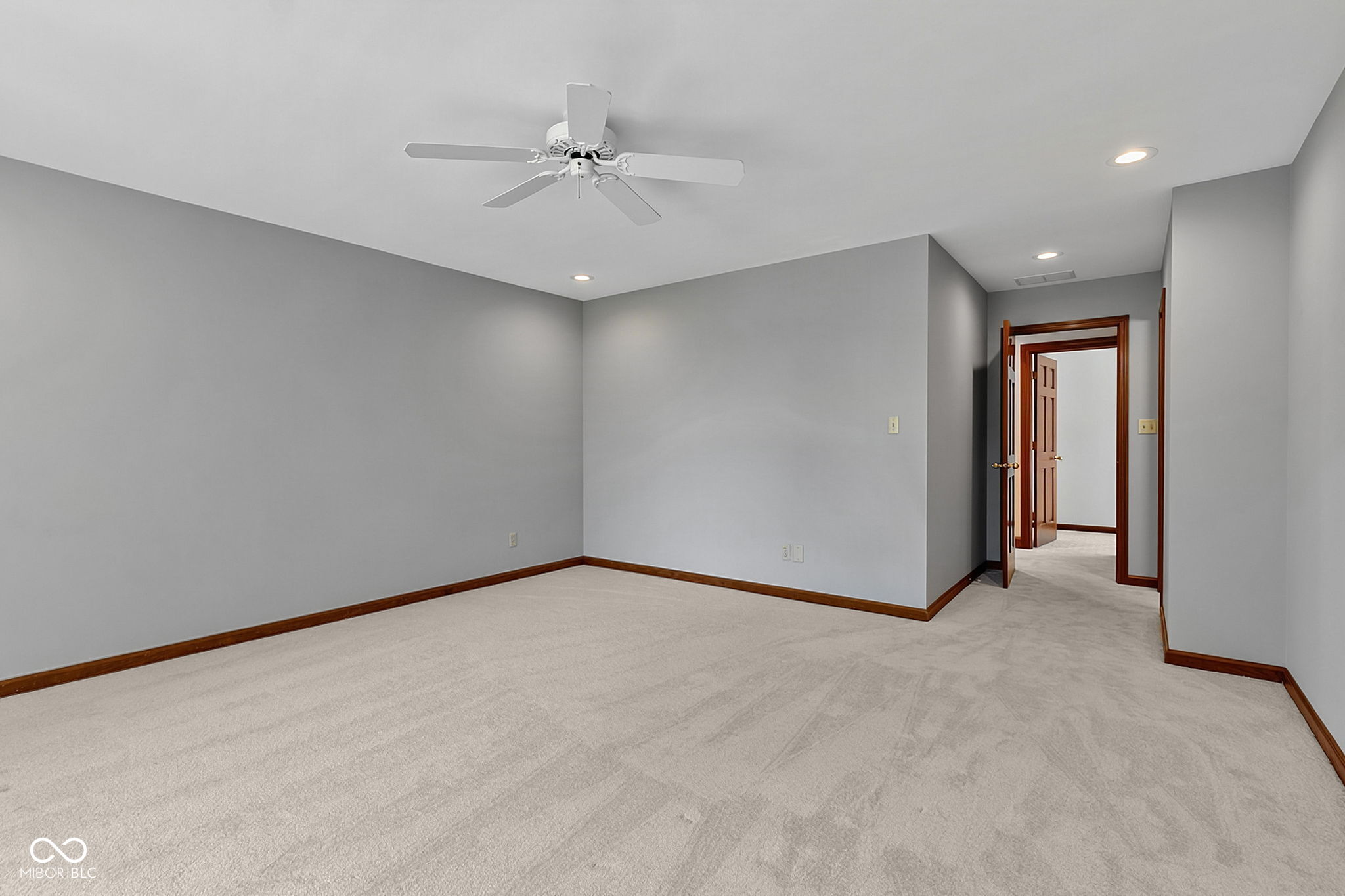 14260 Oakbrook Court