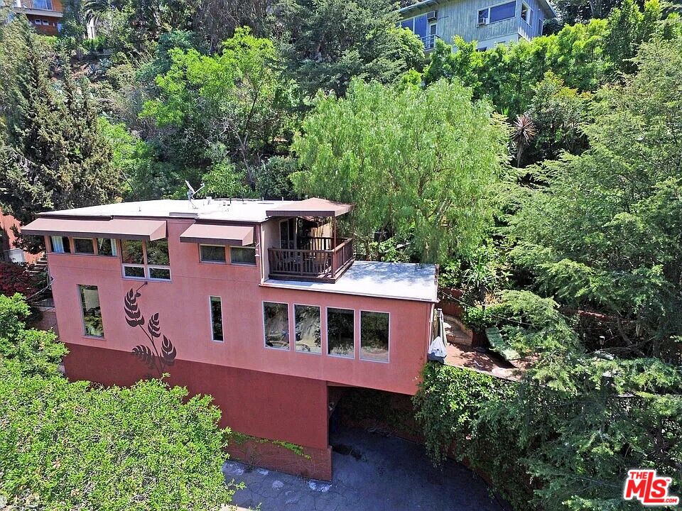 8296 Gould Ave