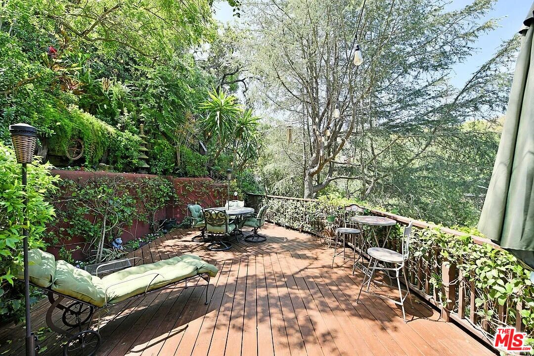 8296 Gould Ave