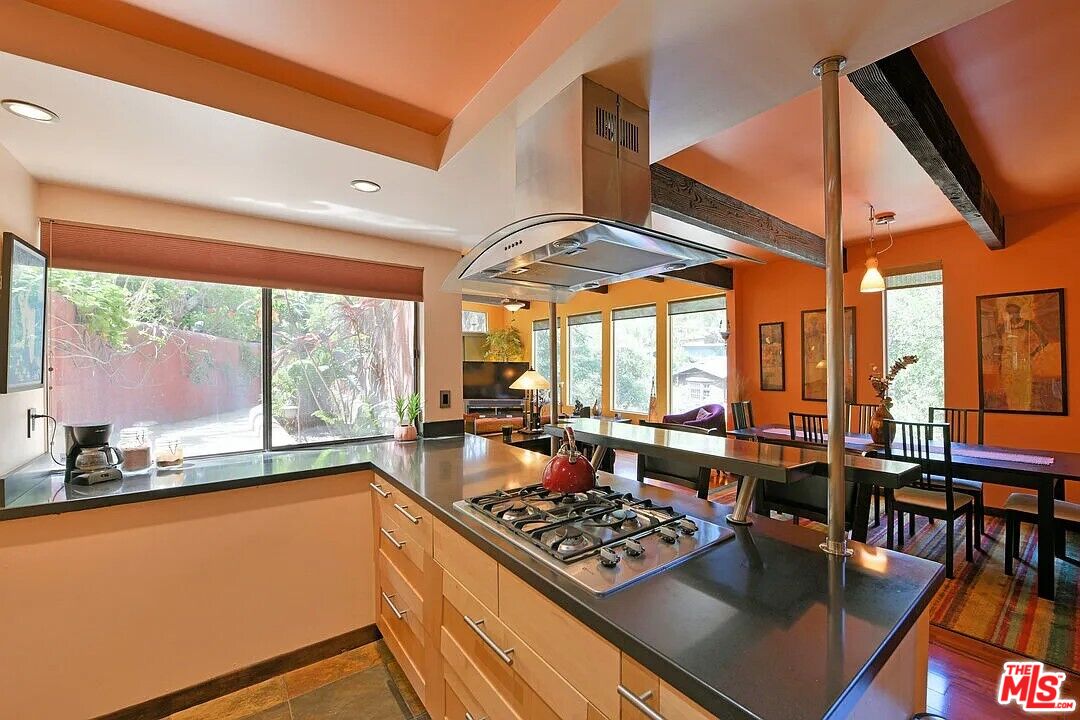 8296 Gould Ave