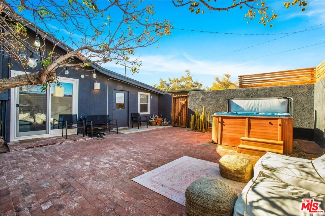6144 Panorama St