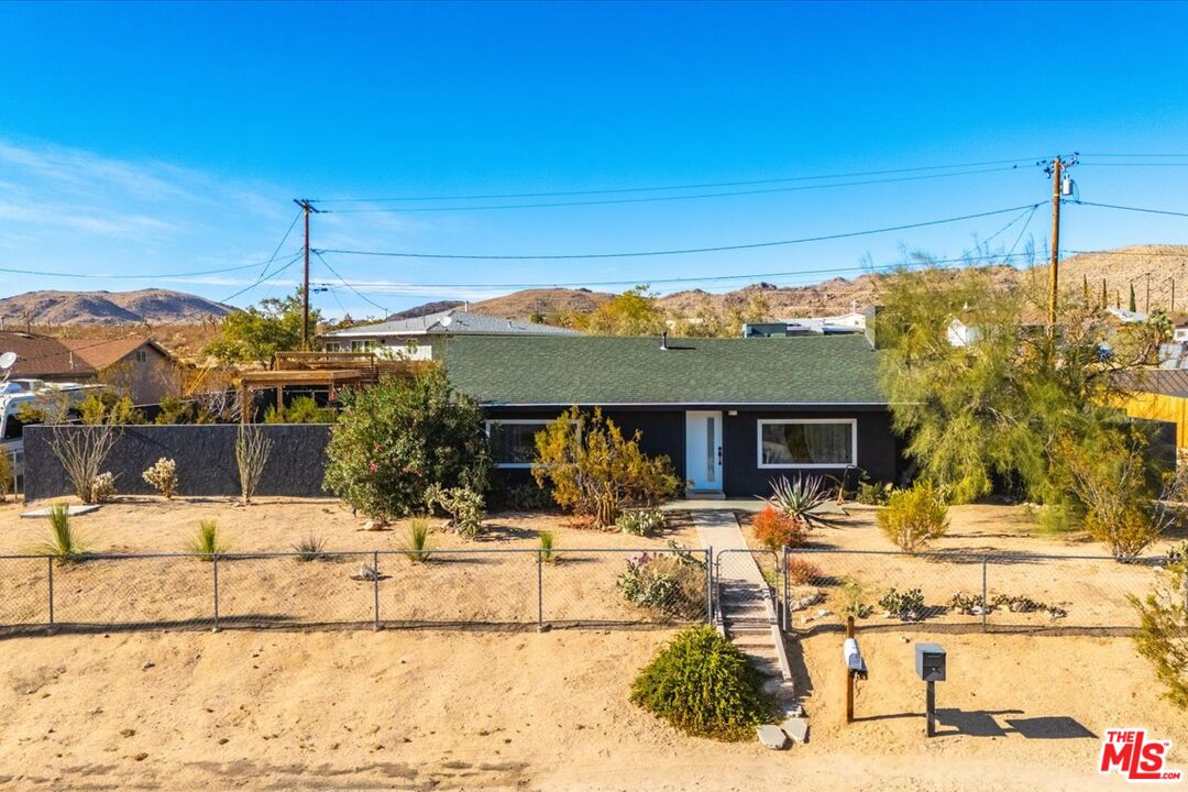 6144 Panorama St