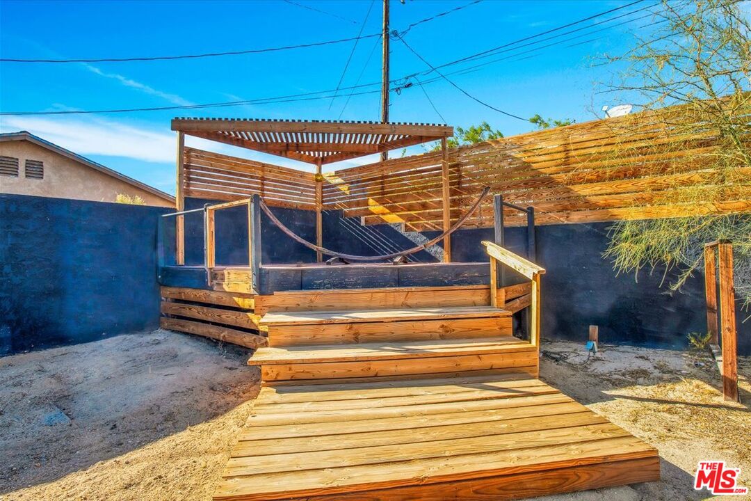 6144 Panorama St