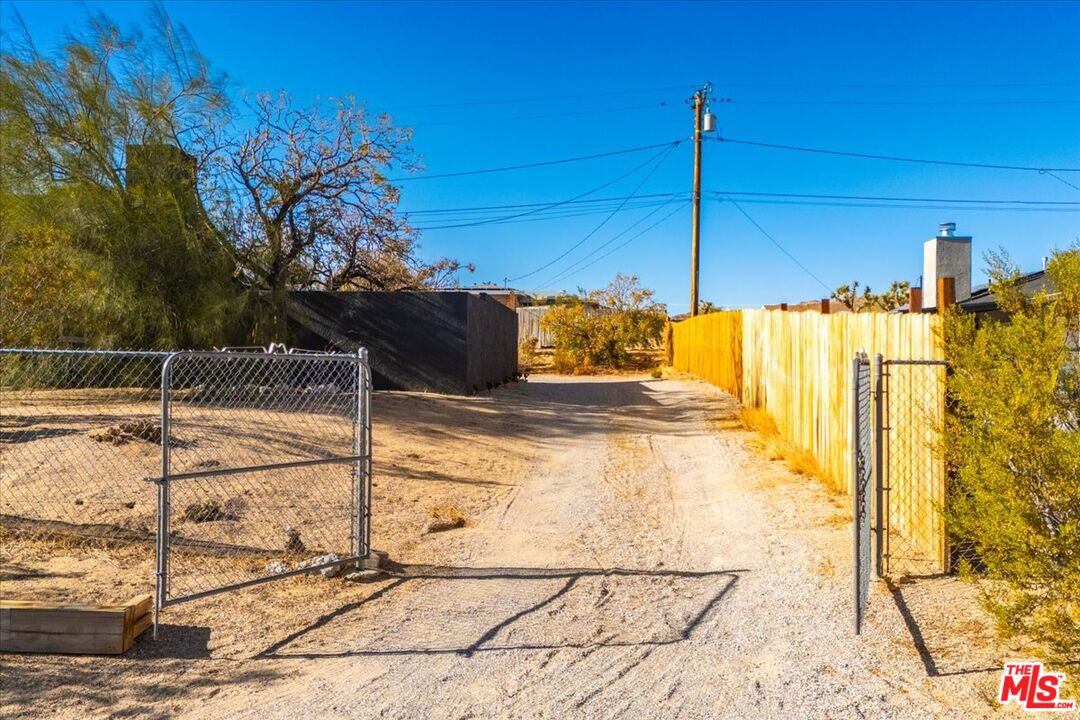 6144 Panorama St