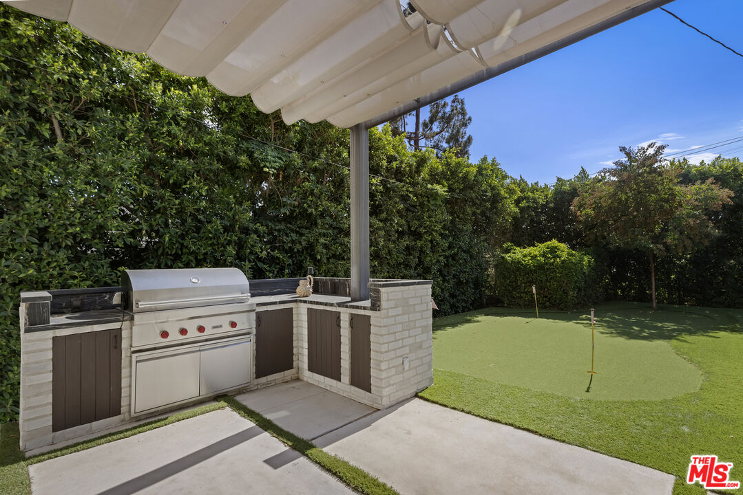 5261 Hermosa Ave