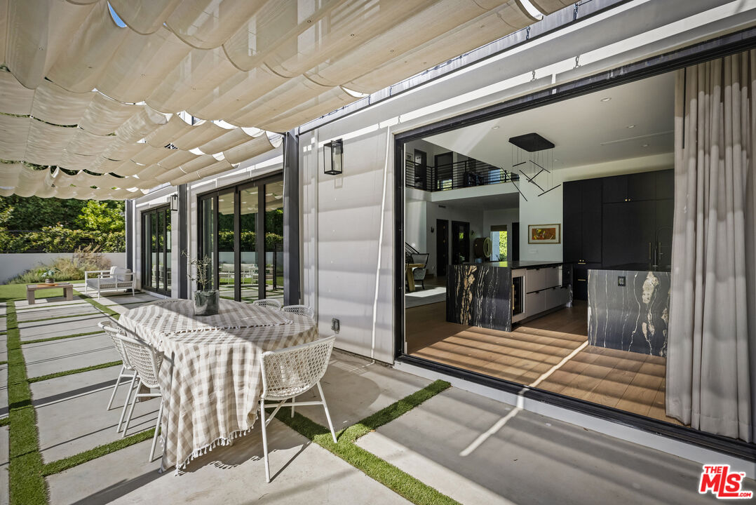 5261 Hermosa Ave