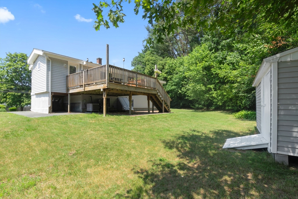 33 Glen Dr
