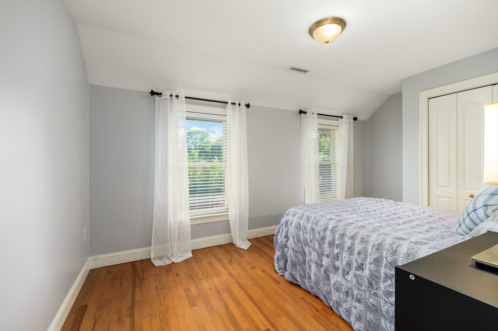 86 Liberty St # 3