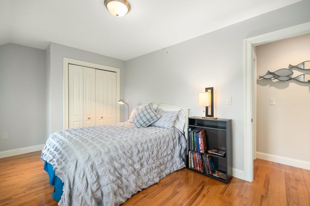 86 Liberty St # 3