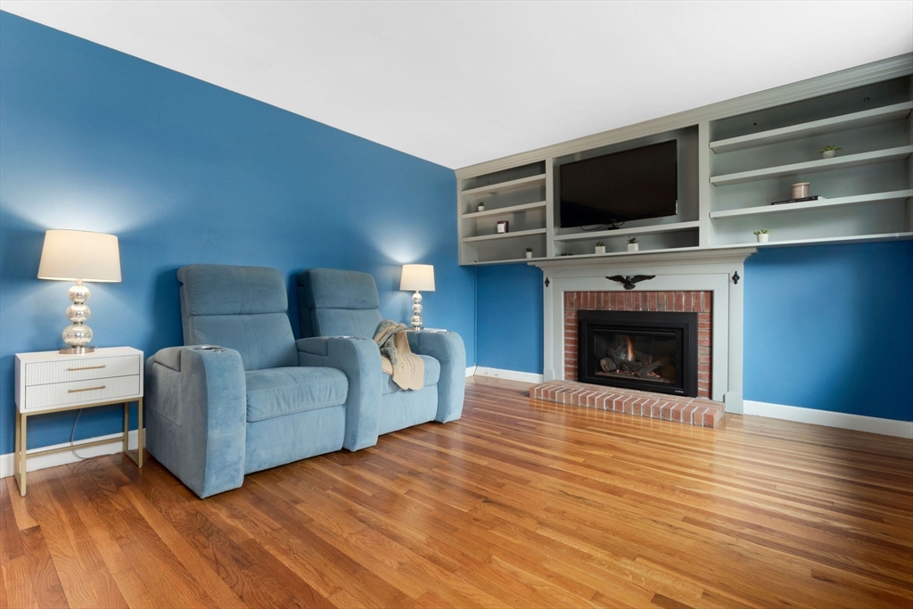 2 Bradley Rd