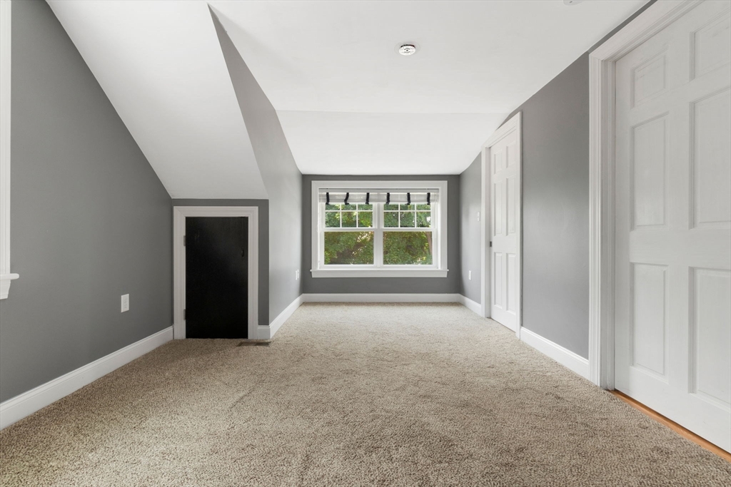 2 Bradley Rd