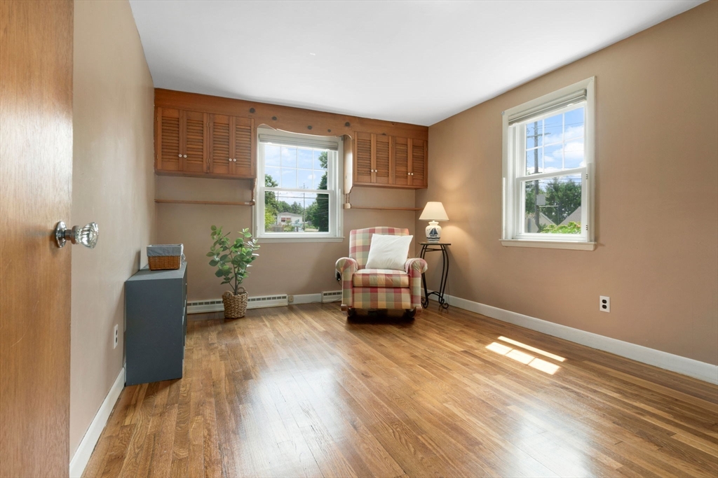 2 Bradley Rd