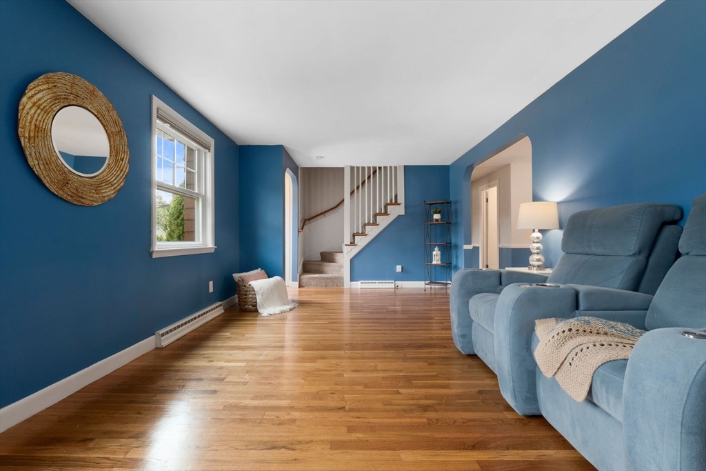 2 Bradley Rd