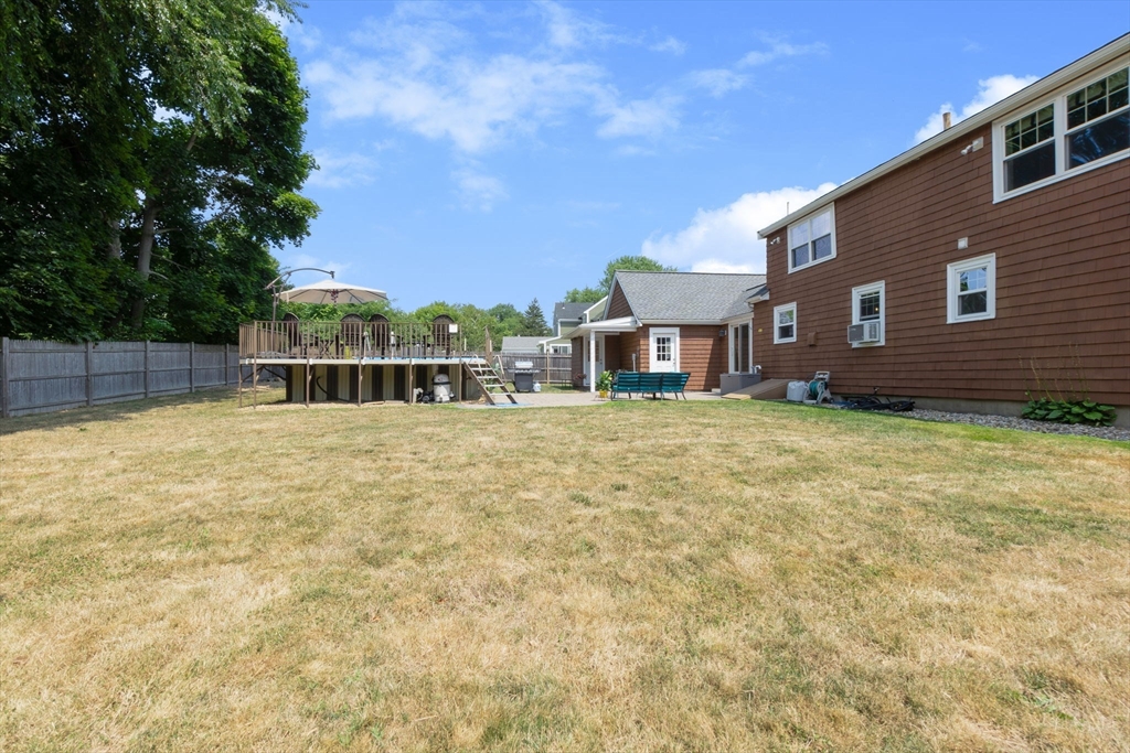 2 Bradley Rd