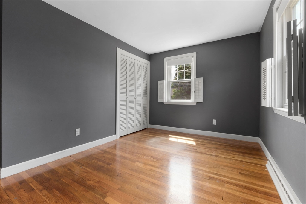 2 Bradley Rd