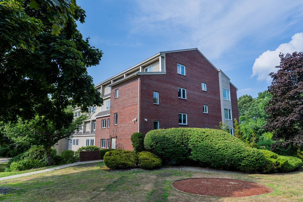 4 Duck Pond Road # 235