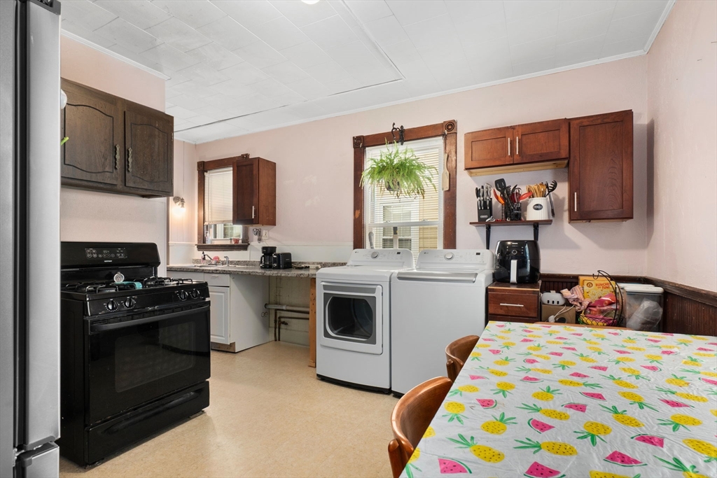 12-14 Mudge St