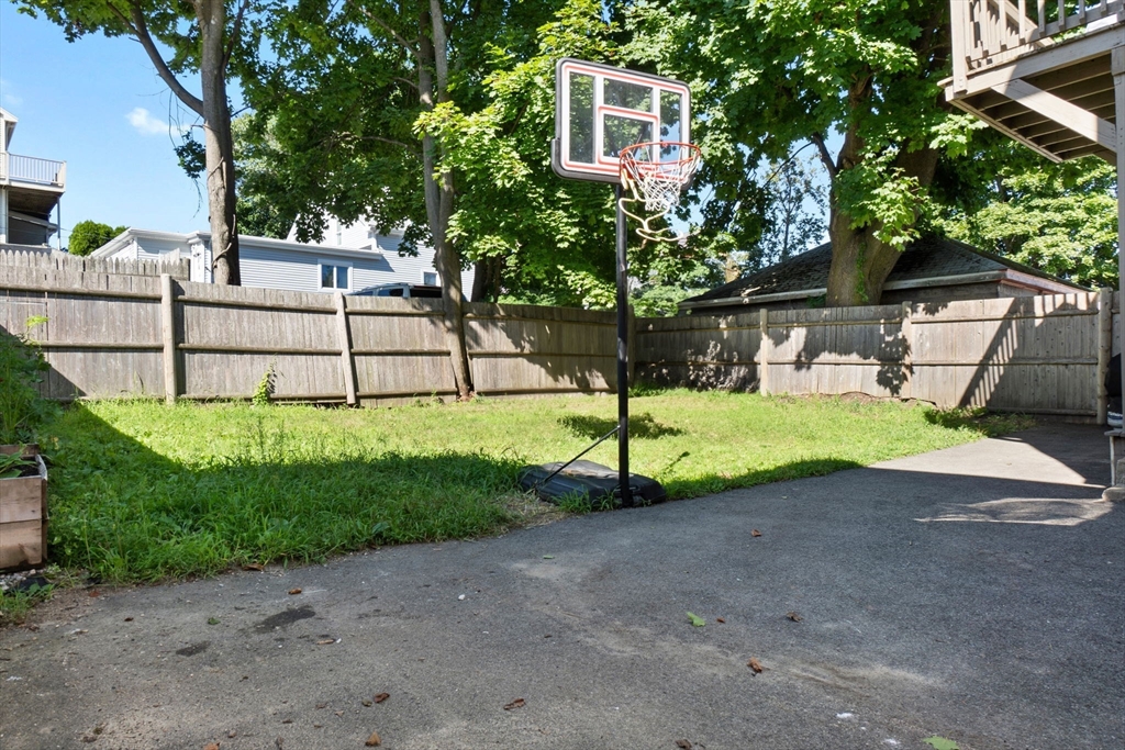 12-14 Mudge St