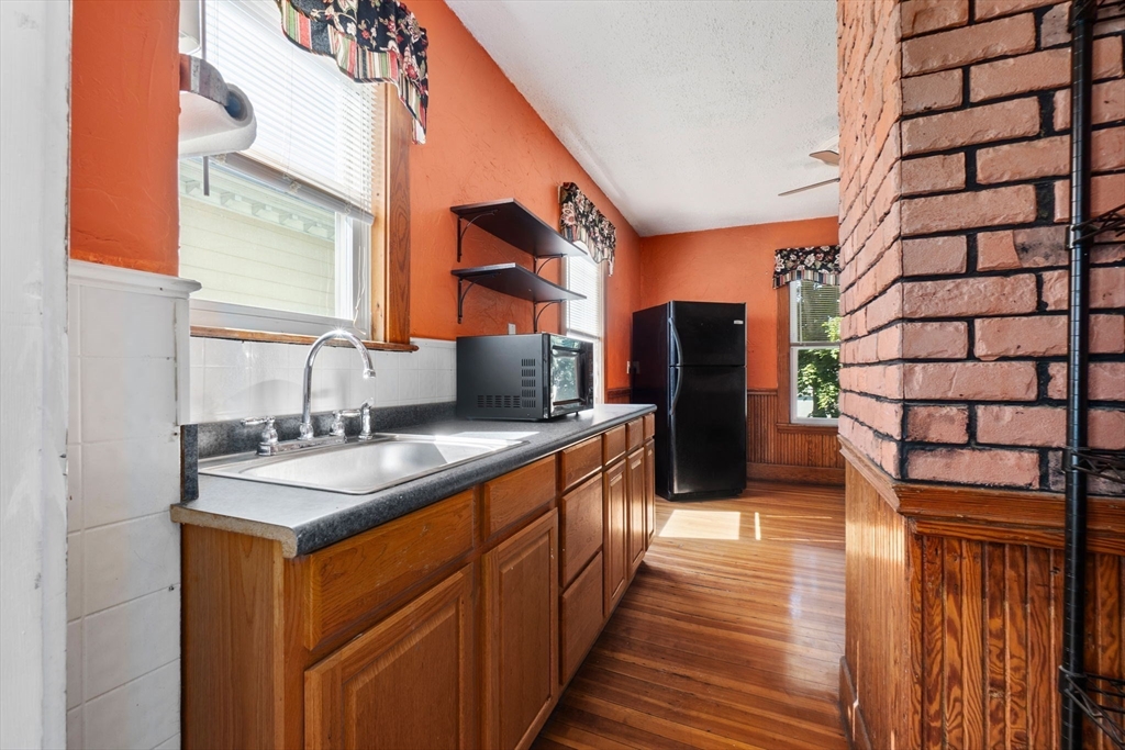 12-14 Mudge St