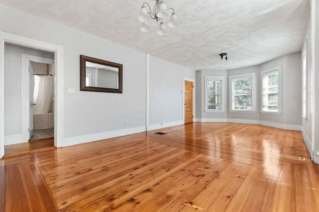 12-14 Mudge St