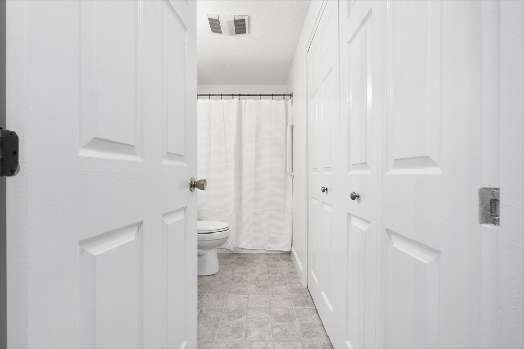 14 Bourbon St # 30