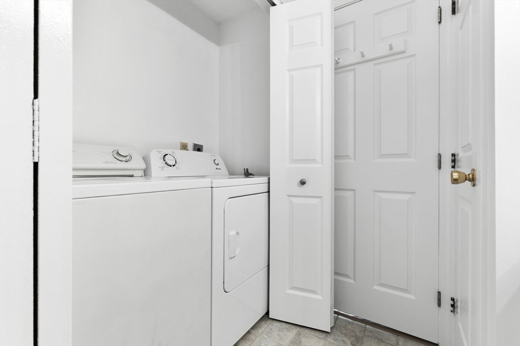 14 Bourbon St # 30