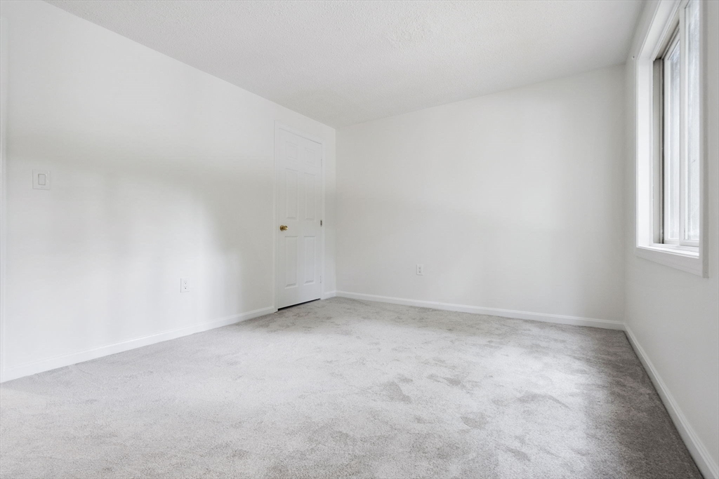 14 Bourbon St # 30