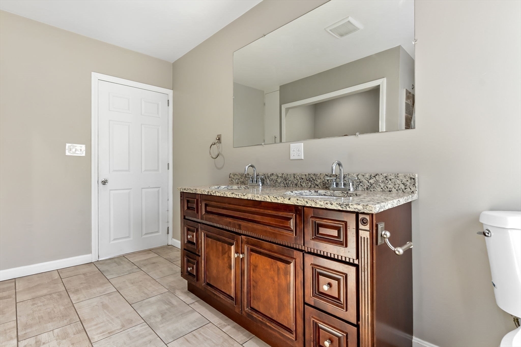 18 Ord St Unit: -
