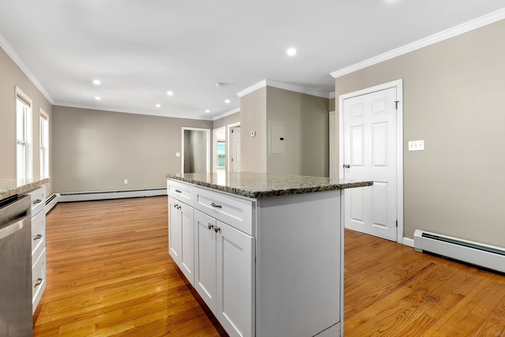 18 Ord St Unit: -