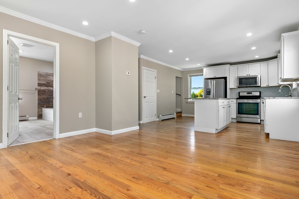 18 Ord St Unit: -